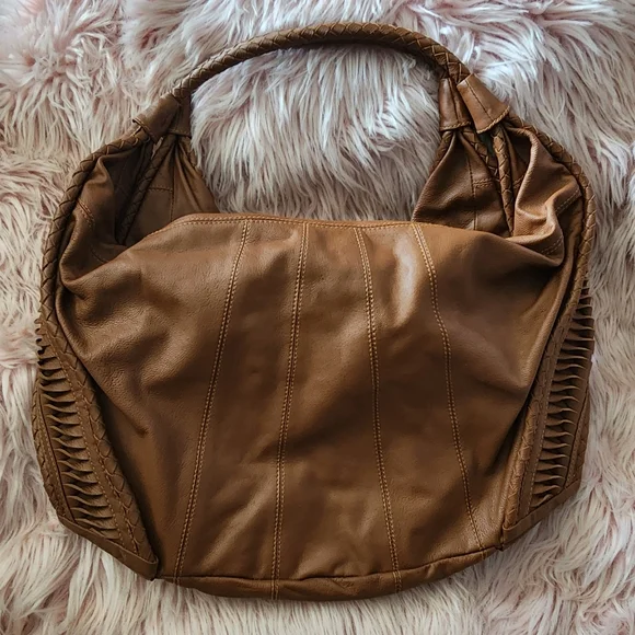 Clever Cariage Company St. Tropez Handcrafted Leather Hobo light brown